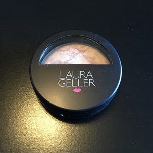 Laura Geller Balance-N-Brighten Foundation.