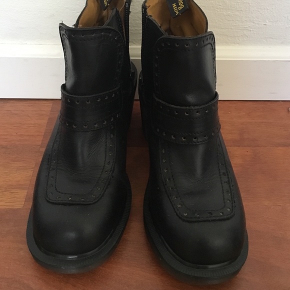Super unique Dr. Martens Made in England 🇬🇧