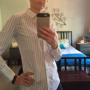 Banana Republic button down shirt. NWT