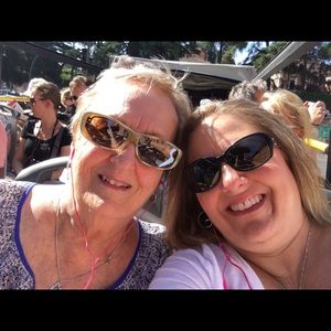 Meet your Posher, Tracy