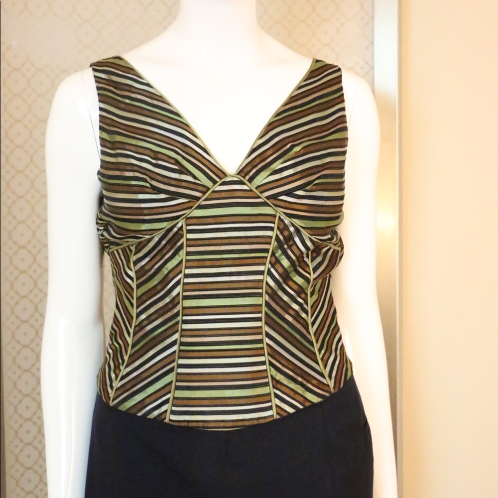 Fitted striped Top