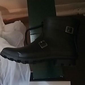 Rain boots