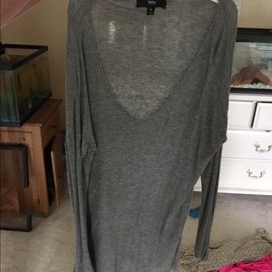 Long sleeve grey shirt