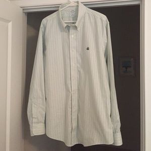 Brooks Brothers XL Slim Fit sport shirt non-iron
