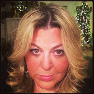 Meet your Posher, Joan