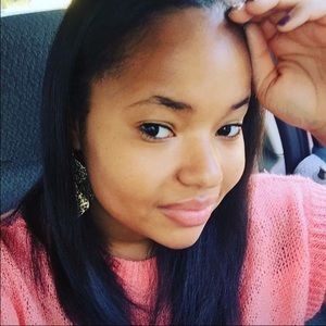 Meet your Posher, Jasmin