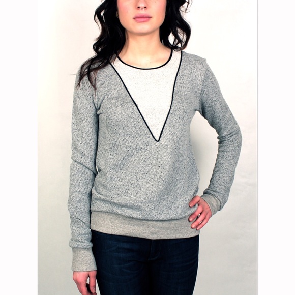 Anthropologie Tops - chic REVOLVE sweatshirt