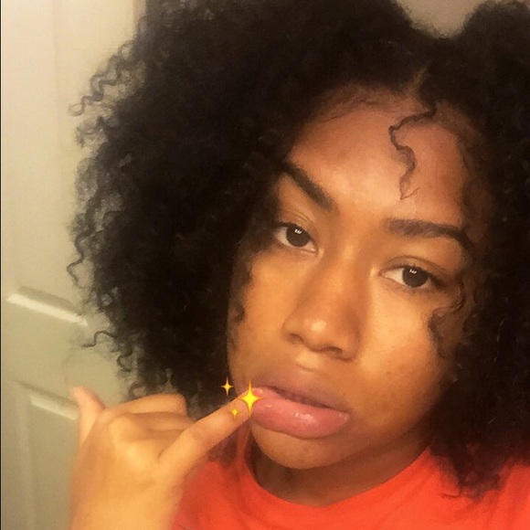 Meet your Posher, Xaisha - Picture 2 of 4