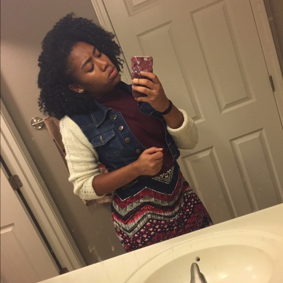 Meet your Posher, Xaisha - Picture 4 of 4