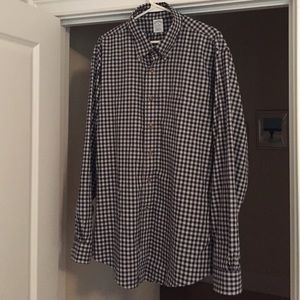 Brooks Brothers XL Slim Fit sport shirt non-iron