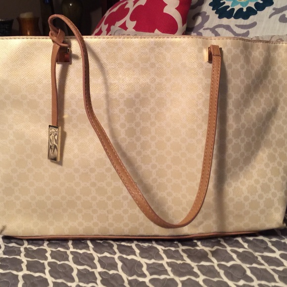 Ivanka Trump gold bag