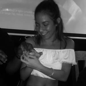 Meet your Posher, Valeria