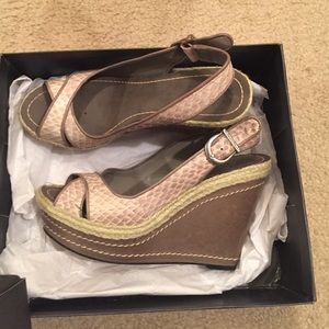 Vince camuto wedges