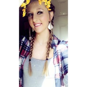 Meet your Posher, Haley