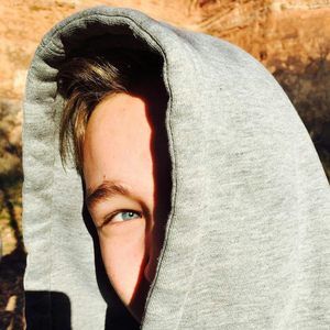 Meet your Posher, Clay