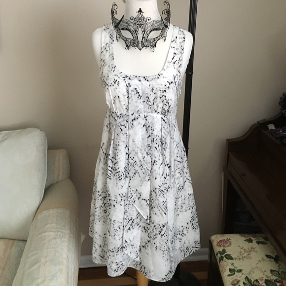 Jessica Simpson black and white dress - Picture 1 of 3