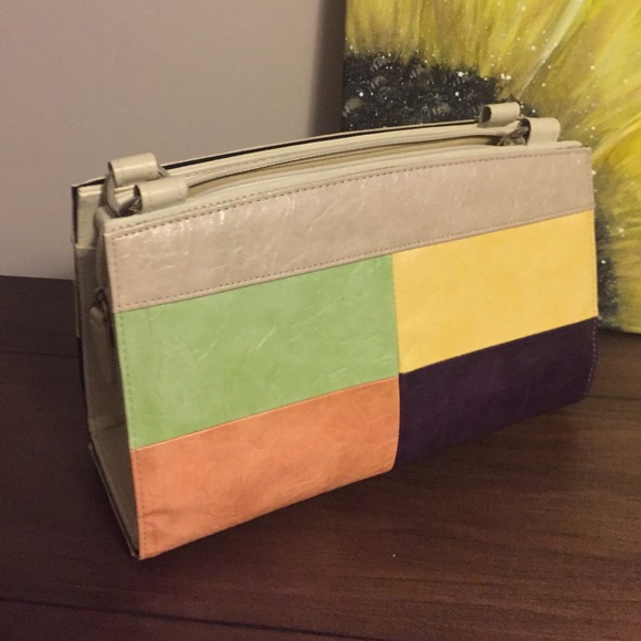 ⚡️Price Firm⚡️Miche Shell - Picture 2 of 2