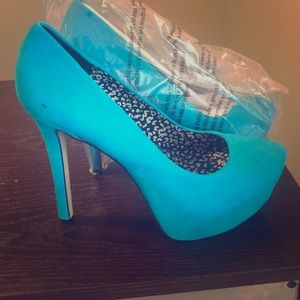 Brand new Jessica Simpson teal/blue pumps