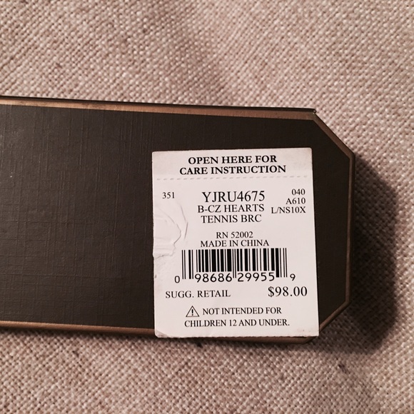 Juicy Couture Tennis Bracelet. - Picture 3 of 7