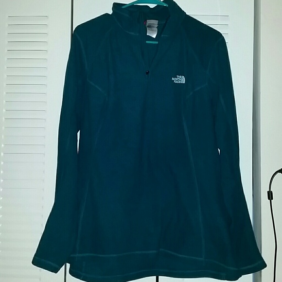 North Face fleece pull-over sweater