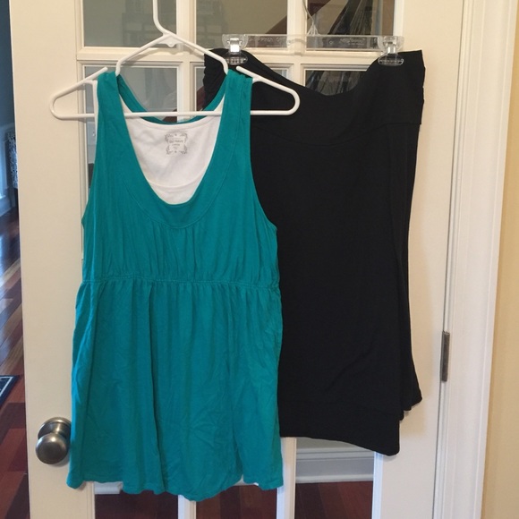 Comfortable cotton maternity outfit