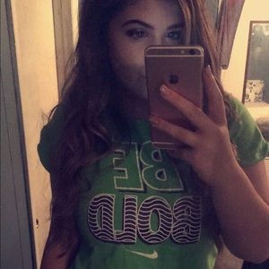 Meet your Posher, Caitlin