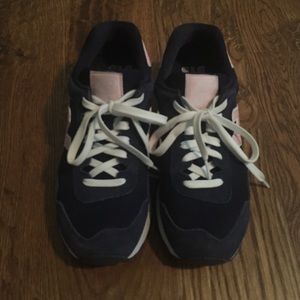 PRICE DROP new balance shoes size 8.5