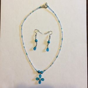 Necklace & earring set