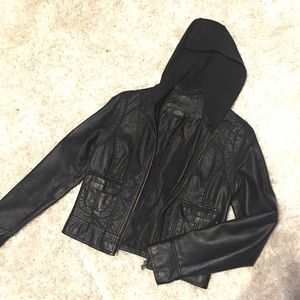 🌟SALE🌟 Black faux leather moto jacket