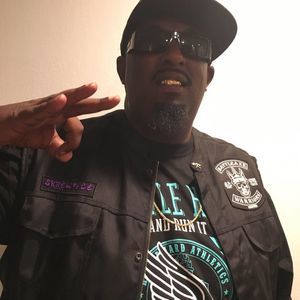 Meet your Posher, Ronjay