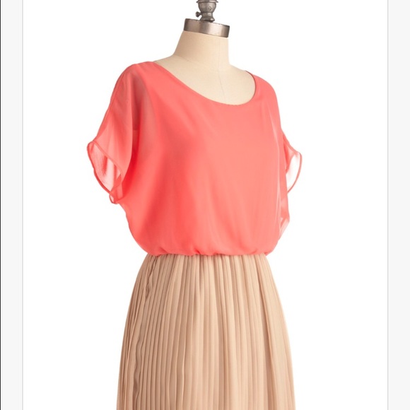 ModCloth Dresses & Skirts - Modcloth's Love Me Duo Dress in Peaches and Cream ModCloth Dresses & Skirts - Modcloth's Love Me Duo Dress in Peaches and Cream