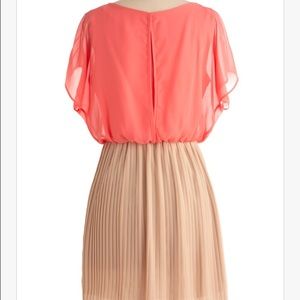 ModCloth Dresses - Modcloth's Love Me Duo Dress in Peaches and Cream ModCloth Dresses - Modcloth's Love Me Duo Dress in Peaches and Cream