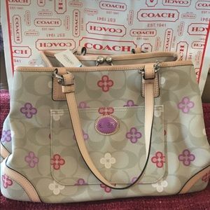 *NWT* Coach Khaki Multi-Purse