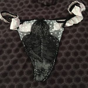 Very cute thong. Never worn