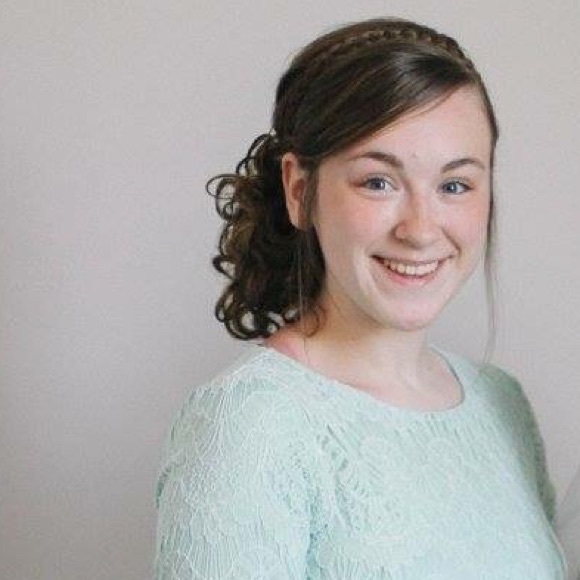 Meet your Posher, Cherith - Picture 2 of 8