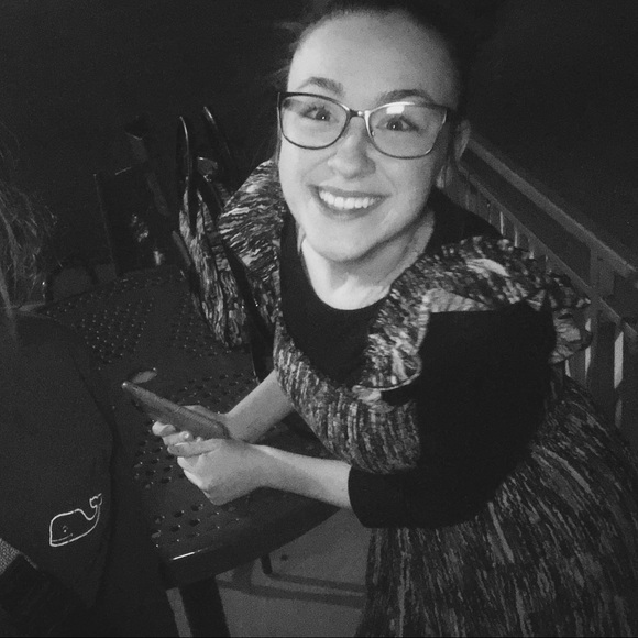 Meet your Posher, Cherith - Picture 5 of 8