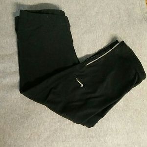 Nike Dri-Fit Capri Leggings