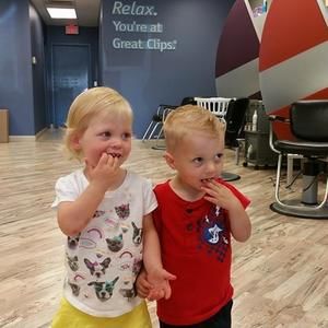 Meet your Posher, Candy j