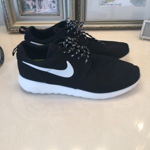 Men's Nike Roshe