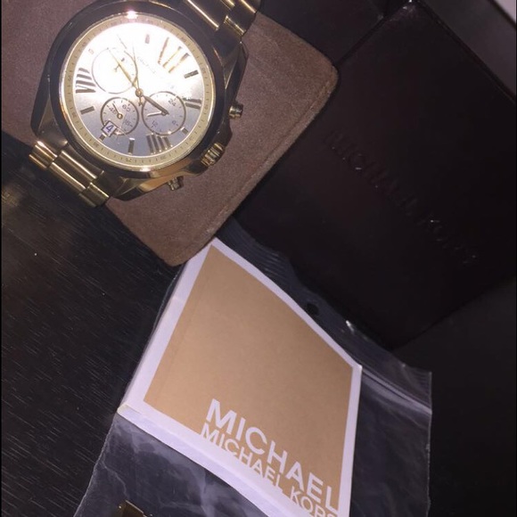 MK watch - Picture 1 of 1