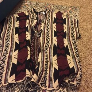 Amazing area printed tilt sweater!