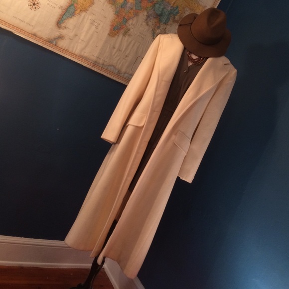 Ivory | 100% Merino Wool Peacoat - Picture 3 of 5