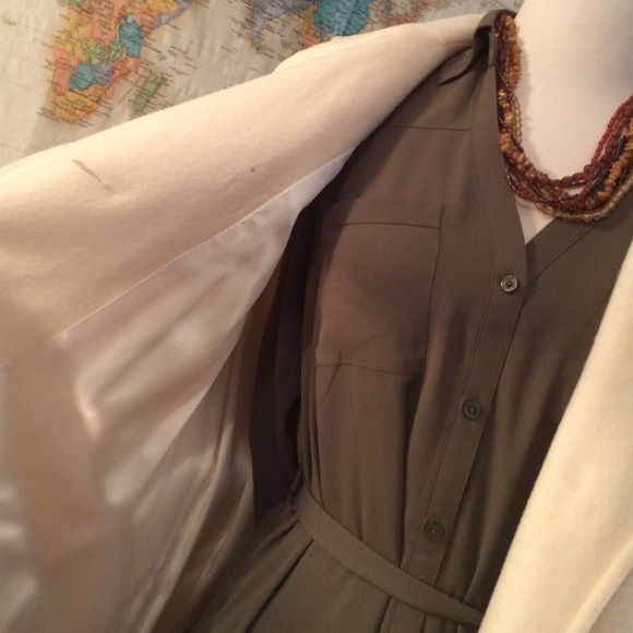 Ivory | 100% Merino Wool Peacoat - Picture 4 of 5