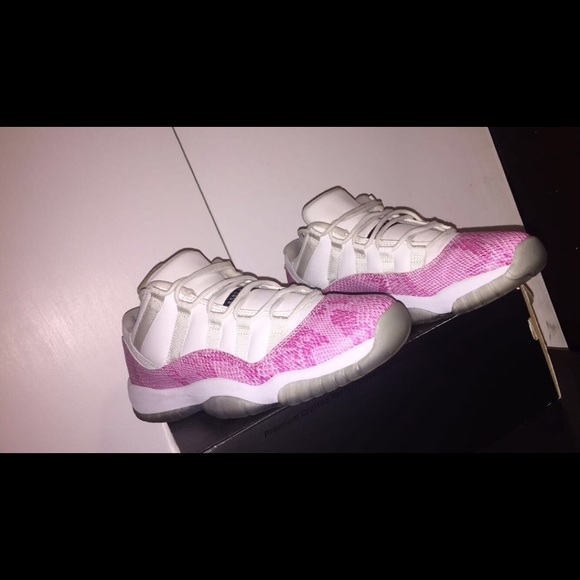 Jordan Other - Pink snake skins 11s
