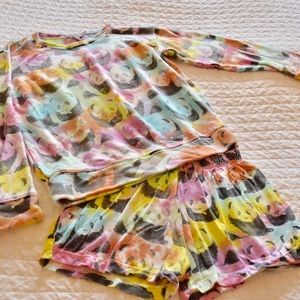 💃🏻💃🏻💃🏻HP 💃🏻💃🏻Flowers by Zoey Pajama Set