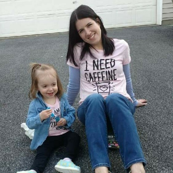 Meet your Posher, Katie - Picture 2 of 2