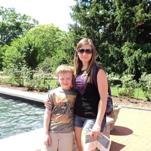 Meet your Posher, Amanda