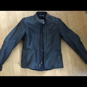 ⚡️FLASH SALE⚡️Shift Motorcycle Leather Jacket 🏍