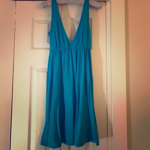 Double V neck flowy dress 👗