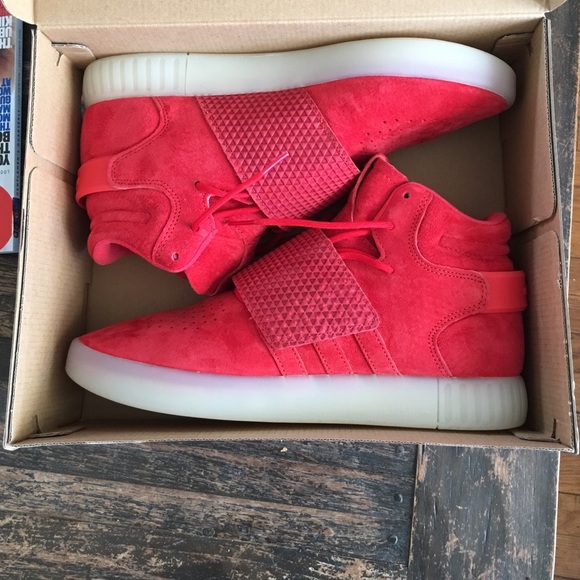 Adidas Tubular invader red/gum